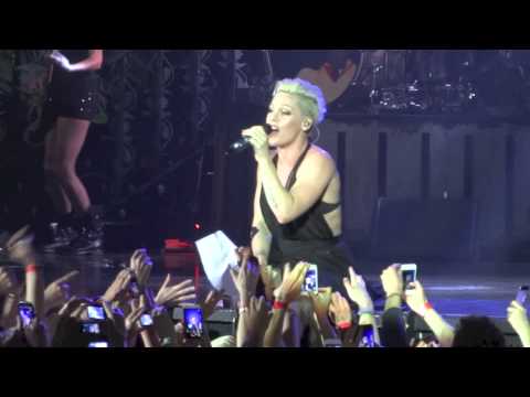 Pink - Just give me a Reason - live Olympiahalle München 19.05.2013 - HD