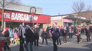 preview picture of video 'The Elmira Kiwanis Santa Claus Parade 2009 Part 4'