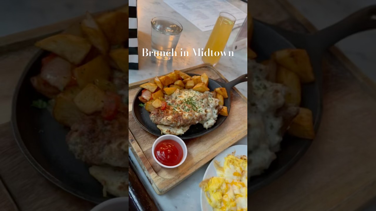 Bottomless brunch in midtown #foodie #foodielife #foodies #brunch #newyork #shorts #viralvideo #fyp