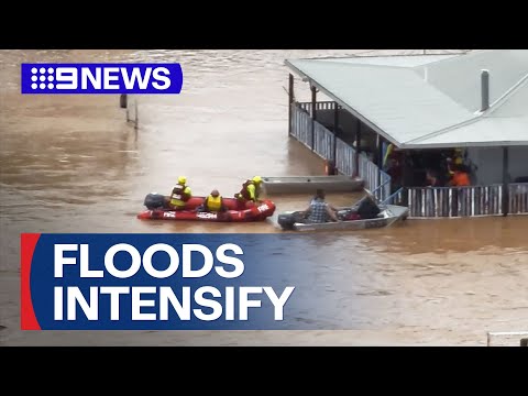 Flood emergency escalates in Western Queensland | 9 News Australia