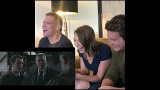 Mindhunter cast Jonathan Groff, Anna Torv & Holt McCallany reacting to The Groff Glare compilation