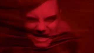 Hunger TV : Cara Delevingne facemelt