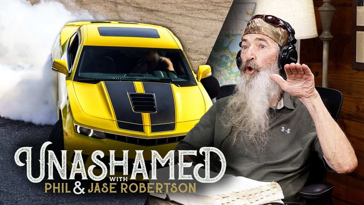 Ep 698 | Phil & Miss Kay’s Midnight Drag Racing Encounter & Jase Gets Grossed Out Big-Time