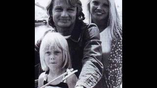 toi et moi contre le monde entier.wmv