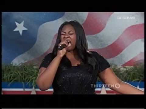 Candice Glover Sings the National Anthem