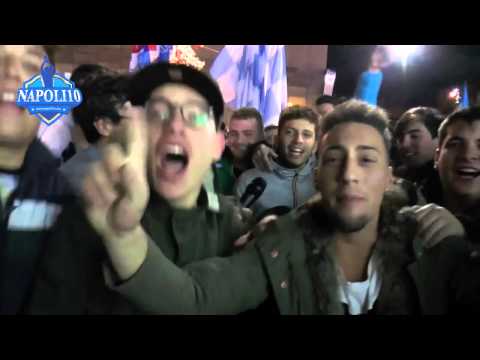 Tifosi festeggiano Supercoppa Napoli: "Dedicata a Ciro !"
