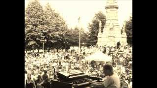 Lazlo Hollyfeld - Shilo (Live) (Neil Diamond song) - Lafayette Square, Buffalo NY