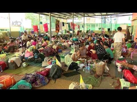 Joyeux bazar dans les paroisses de Rangoun