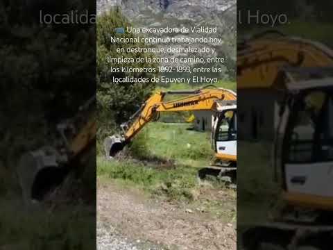 Una excavadora de Vialidad Nacional continuó trabajando entre Epuyen y El Hoyo, Chubut. #chubut
