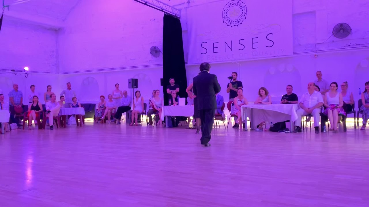 Gustavo Naveira y Giselle Anne în Budapest