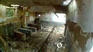 preview picture of video 'Ostatci ostataka nekadašnje tvornice krzna - Livno (Aero - zoom team)'