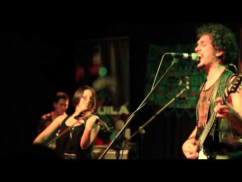 Aguila Espacial - Hipercandombe (cover " La Máquina de hacer Pájaros ")