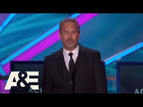 Kevin Costner Wins Lifetime Achievement Award - 2015 Critics' Choice Movie Awards | A&E
