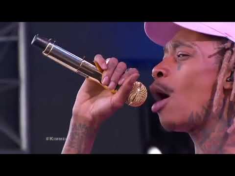 Wiz Khalifa ft Charlie Puth Performs 'See You Again' Live Performance Version