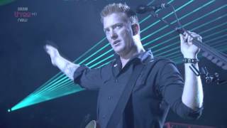 Queens of the Stone Age - Feel Good Hit of the Summer - Live Reading Festival 2014
