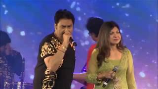 Download lagu Mera Dil Bhi Kitna Pagal - Kumar Sanu & Alka Yagnik -Live in Concert, Dubai mp3