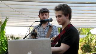 Hunter Hayes Love Makes Me Live June 24th, 2011