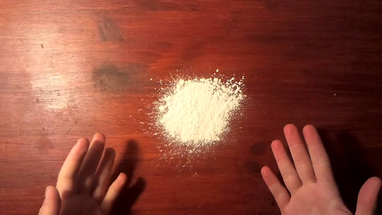 Watch Quitar mancha del parqué - Limpiar suelo de madera Now Quitar mancha del parqué - Limpiar suelo de madera