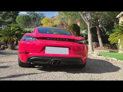 Porsche 718 Cayman - Stock Exhaust Sound
