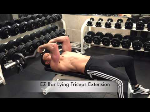 EZ-Bar Lying Triceps Extension