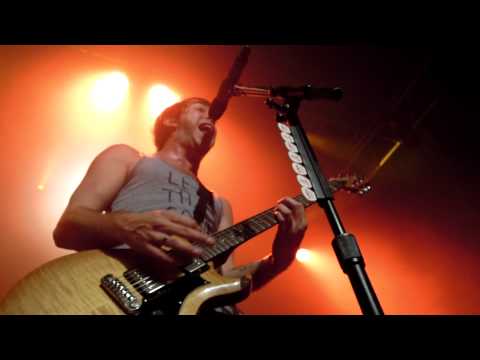 ALL TIME LOW - Damned if I do ya @Ninkasi Kao, Lyon, June 22th 2011