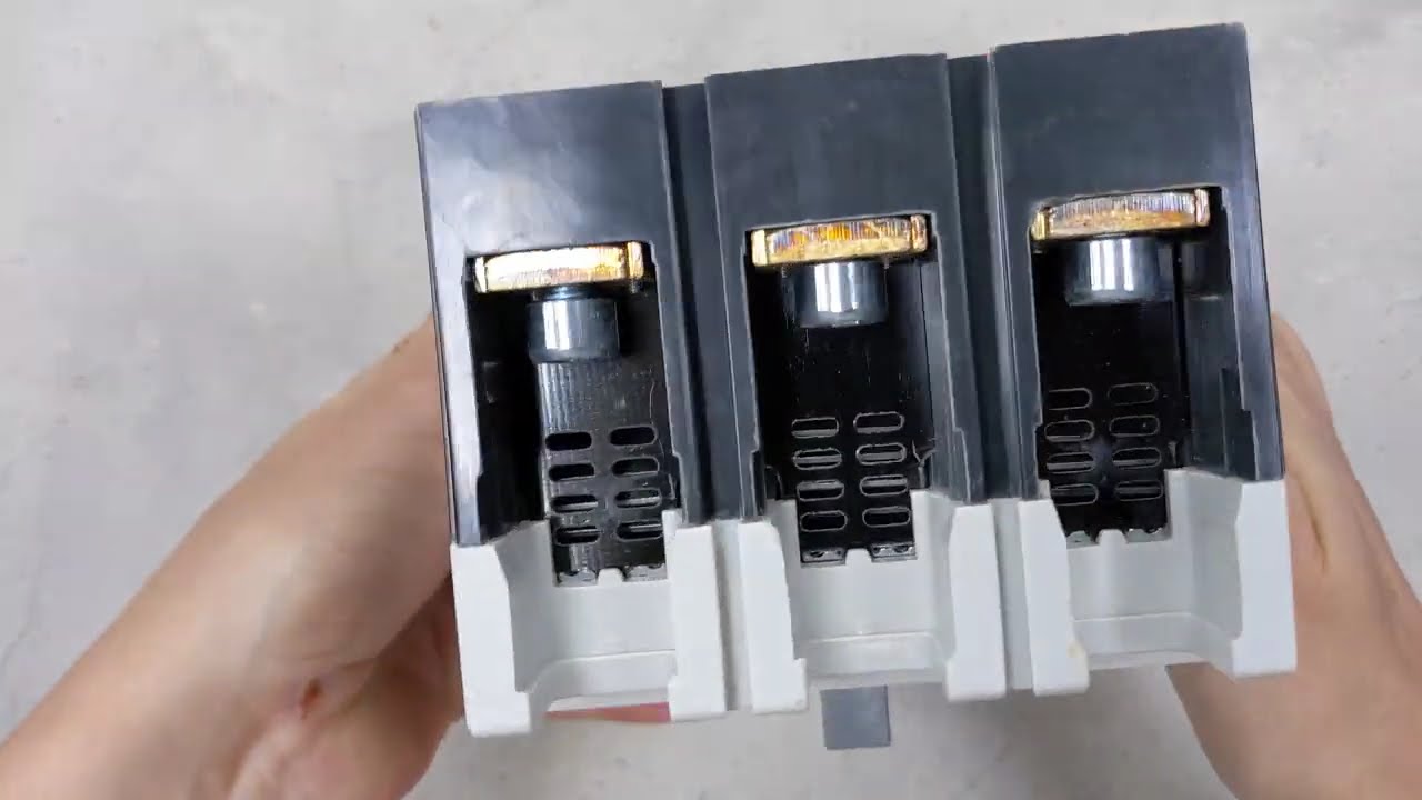 Автоматический выключатель корпусной Промфактор FMC3/3U 250А 3-5In 50кА ( FMC33U0250/5 )