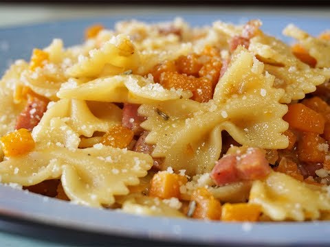 Farfalle zucca e speck - Le video ricette di Lara