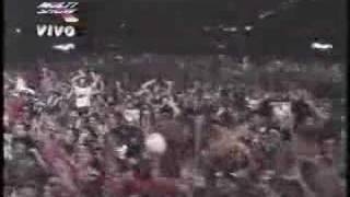 Download lagu L7 - Pretend We're Dead (live in rio) mp3