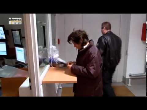 Der Knast-Entscheider Doku Deutsch Ein Haftrichter und seine Fälle Teil 1