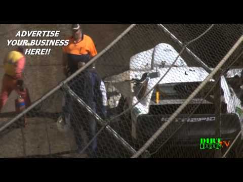 Surfers Paradise Sedans - Heat 3 - Charlton Raceway - 22.09.12