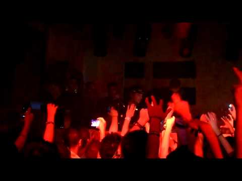 Axwell @ Cesar Palace 9/9/2011 (Swanky Tunes & Hard Rock Sofa vs Pryda - Swanky Glimma!?)