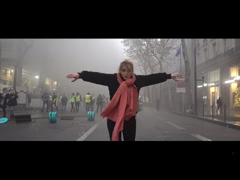 Voo Voo - Się poruszam 1 (Official video)