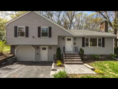 134 Boston Rock Rd, Melrose MA -  Kevin Sexton -  Tel 781 640 1484