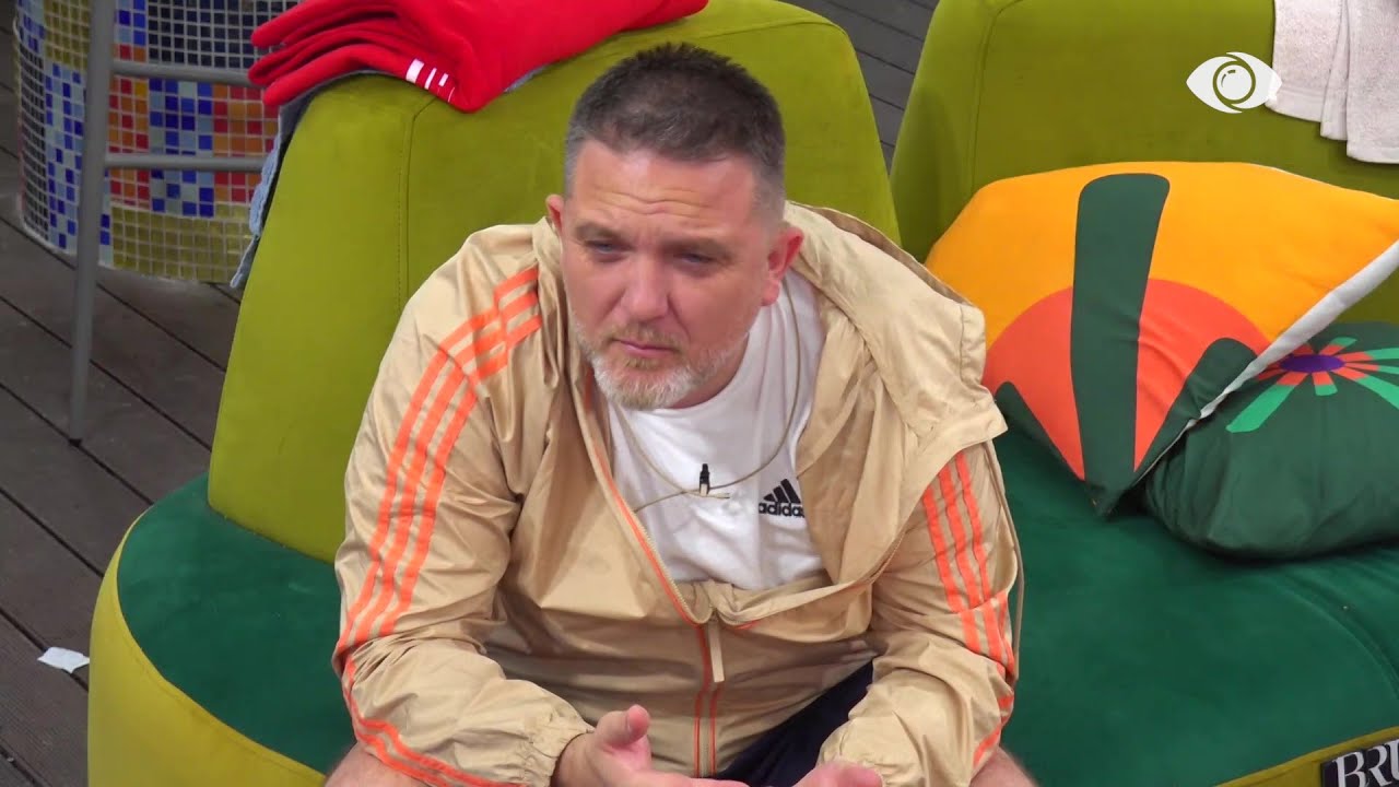 Vijon sqarimi mes Julit dhe Eglës: Ai ka respekt ndaj meje…