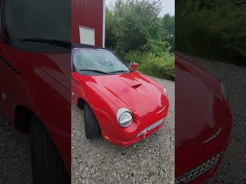 Differences between a 2002 and 2003-2005 FORD Thuderbird. TbirdBob.com #thunderbirdbob