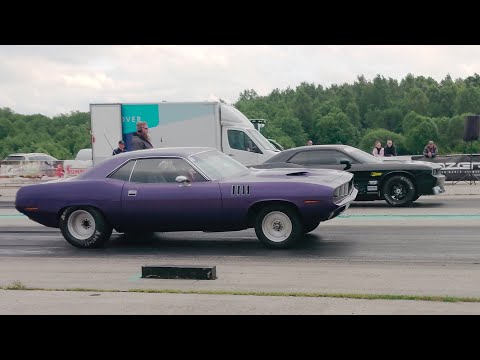 Dodge Challenger 392 vs '71 Plymouth Cuda 372cid 1/4 mile drag race