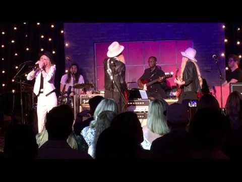 Billy Gibbons, Orianthi, ZZ Ward & guests Sharp Dressed Man/La Grange at Skyville Live May 24, 2016