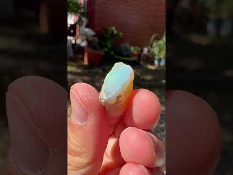 Opal Etiopian de Foc, brut, E11