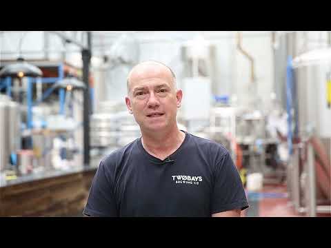 TWØBAYS Brewing Co