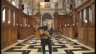 Christian rock singer Vicky Beeching comes out as gay