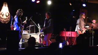 THE MINUS 5 @ THE FABULOUS 40 WATT 1-10-17