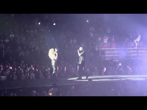 Marpo ft. Lenny - My Dva - live @O2 Universum