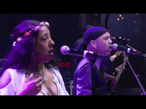 The Family Stone Live