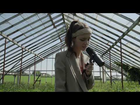 Grace Grundy - I Will Follow You Into The Dark Performance