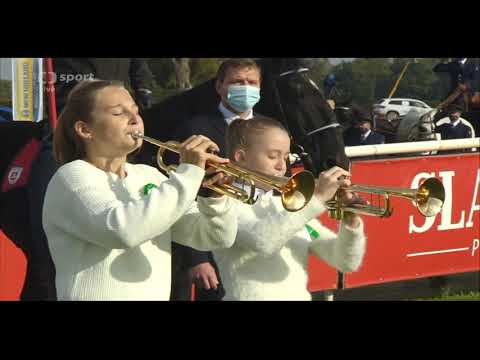 Komorní duo Ladies  Česká státní hymna  Jubilejní 130 Velká pardubická steeplechase 11.10.2020
