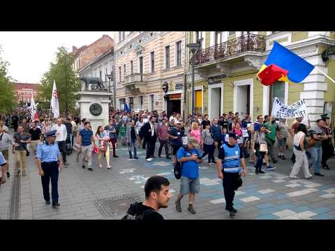 Spune Ponta cine ești; Deputat de Văcărești?