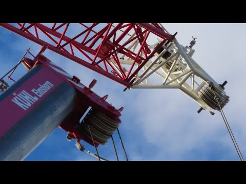 Soeren66 - LIEBHERR LTM 1450-8.1 und TADANO ATF 70G-4 bei der Demontage eines WOLFF WK 6031, Teil 2