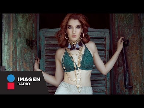 Karla Vallín presenta su nuevo sencillo "Quiero besar tus labios" / Francisco Zea