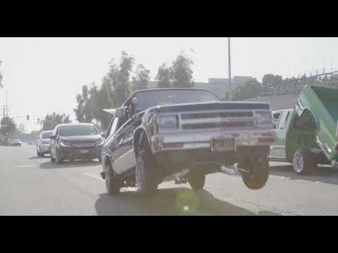 Videoclip de Wait a Minute Baby (feat. October London, J-Black) — Snoop Dogg