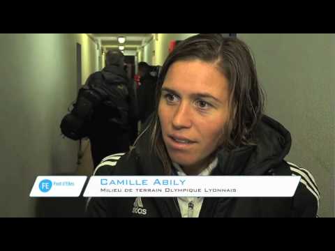 La minute de silence avant FF Issy-OL